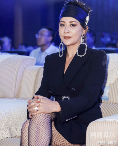 中文字幕丝袜人妻在线，揭秘网络热议的隐秘世界中文字幕丝袜人妻在线一区二区三区
