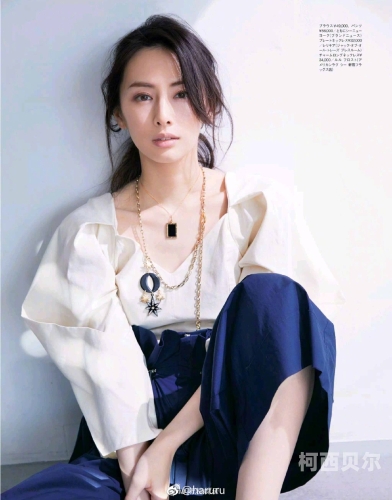 日本四十熟女日本四十熟女，魅力四溢的时尚标杆