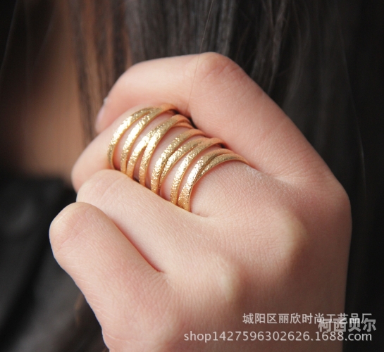 欧美多毛XXXXX性喷潮，揭秘背后的文化与市场现象
