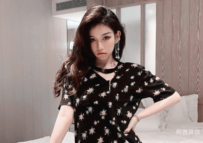 最新丝袜乱码字幕人妻av最新丝袜乱码字幕人妻AV，揭秘网络热潮
