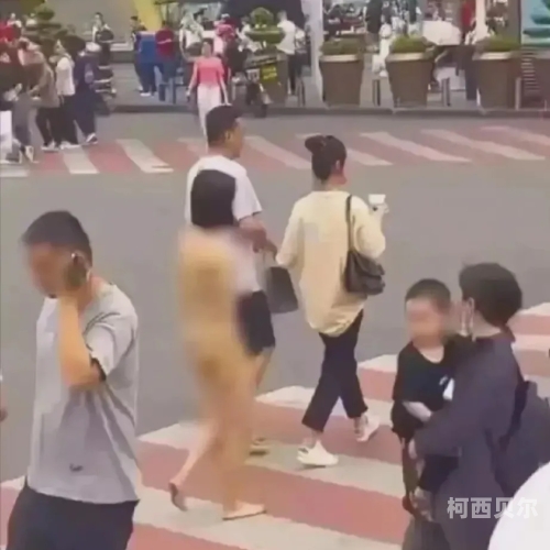轮奸小说成人免费黑人轮奸小说成人免费黑人，网络热议与道德底线